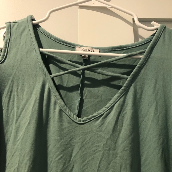 White Birch Medium Cold Shoulder Top - Picture 4 of 7